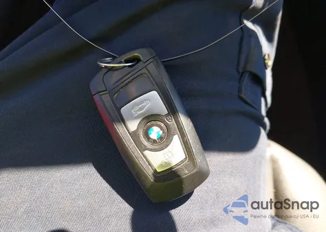 2015 BMW 320I z USA, uszkodzony, nr VIN WBA3B1C58FK141526